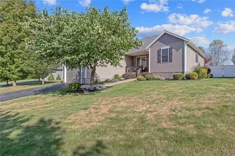 13 Talisman Ter, Oswego, NY 13126