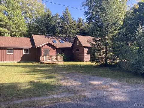 126 Old Northwood Rd, Ohio, NY 13438