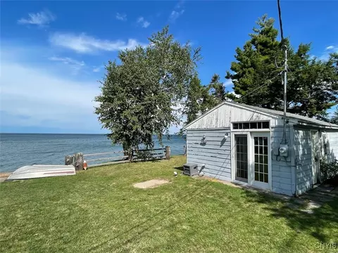 16225 Ontario Shores Dr, Sterling, NY 13156