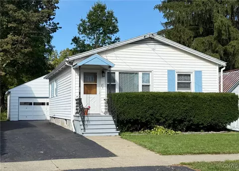 21 Wadsworth St, Cortland, NY 13045