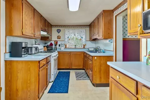 609 Malcolm St, Herkimer, NY 13350 photo 18