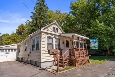 609 Malcolm St, Herkimer, NY 13350 photo 3