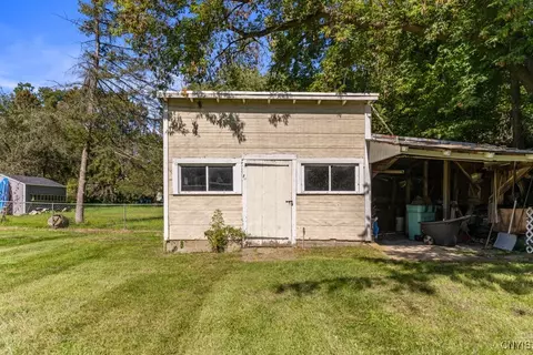 609 Malcolm St, Herkimer, NY 13350 photo 6