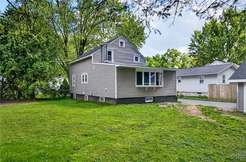 Exterior - 509 Wright Ave, Salina, NY 13211 photo 9 of 11