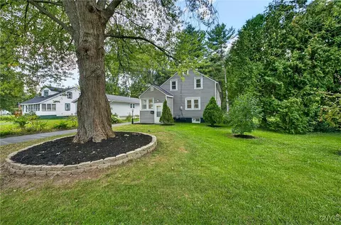Exterior - 509 Wright Ave, Salina, NY 13211 photo 2 of 11