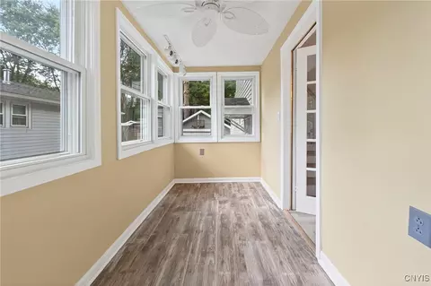 Entry Way - 509 Wright Ave, Salina, NY 13211 photo 9 of 11