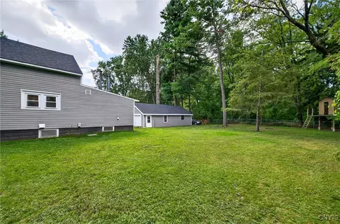 Exterior - 509 Wright Ave, Salina, NY 13211 photo 7 of 11