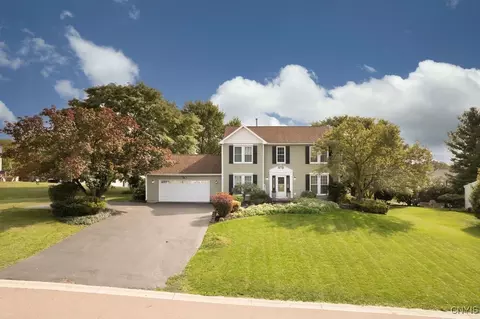 3302 Tuccamore Cir, Lysander, NY 13027