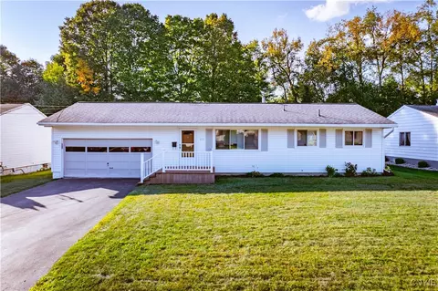 423 Brody Dr, Utica, NY 13502
