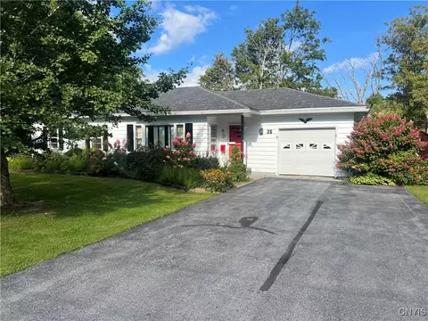 35 Grove St, Adams, NY 13605