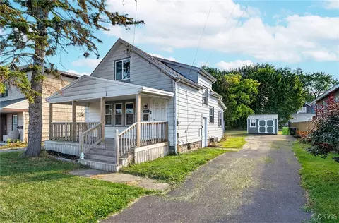 2502 Brewerton Rd, Salina, NY 13211