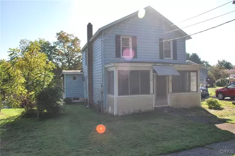 90 Wayne St, Mexico, NY 13114