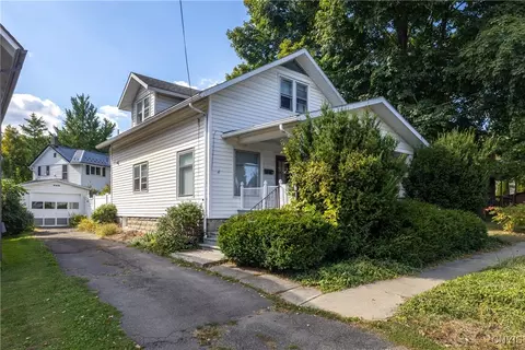 13 Pine St, Waverly, NY 14892