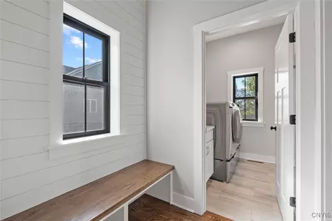 Entry Way - 8033 Forest Ridge Ln, Lysander, NY 13027 photo 3 of 5