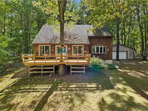 23 Banjo Ln, Scriba, NY 13126