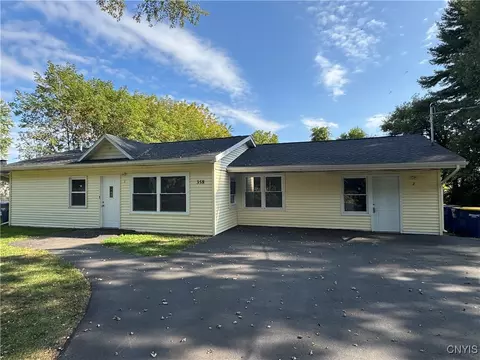358 Long Branch Rd, Geddes, NY 13209