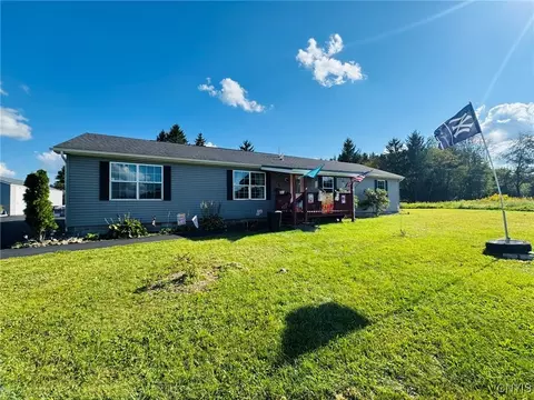 1049 Cortland Rd, Groton, NY 13073