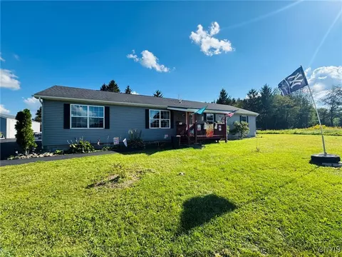 1049 Cortland Rd, Groton, NY 13073