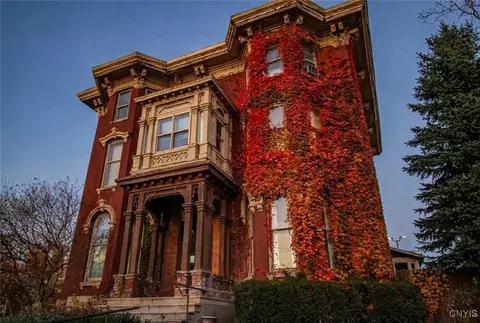 214 N State St, Syracuse, NY 13203