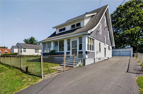 316 Colfax Ave, East Syracuse, NY 13057