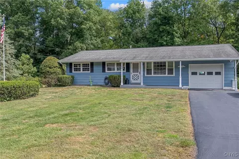 8184 David Ln, Lysander, NY 13027 photo 3