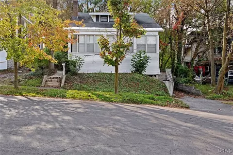 702 Arthur St, Syracuse, NY 13207