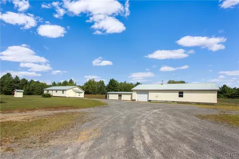 8 Vrooman Rd, Pitcairn, NY 13648