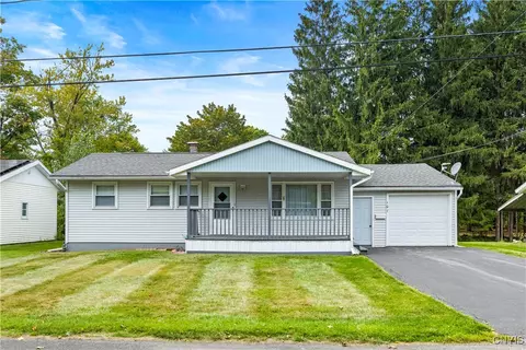 107 Hardcastle Ave, Whitestown, NY 13492