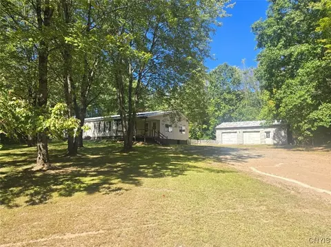 3349 Pine Rd, Vienna, NY 13308