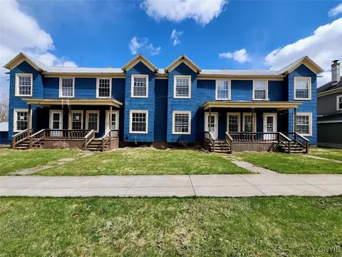 121 Cooper St, Augusta, NY 13425
