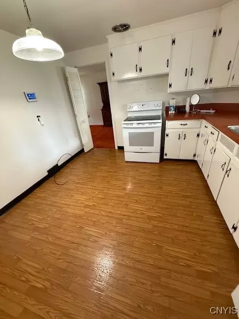 Kitchen - 109 E Granger Rd, Geddes, NY 13219 photo 2 of 3