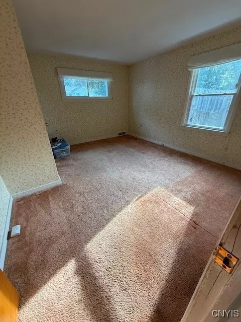 Bedroom - 109 E Granger Rd, Geddes, NY 13219 photo 4 of 5