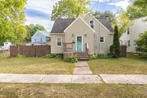 303 4th St, Salina, NY 13088