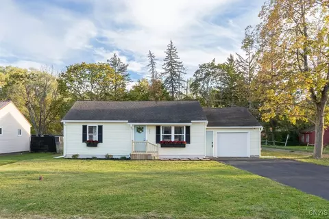 5456 Orangeport Rd, Brewerton, NY 13029