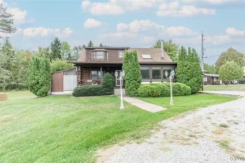 7176 Beadles Point Rd, Cape Vincent, NY 13618
