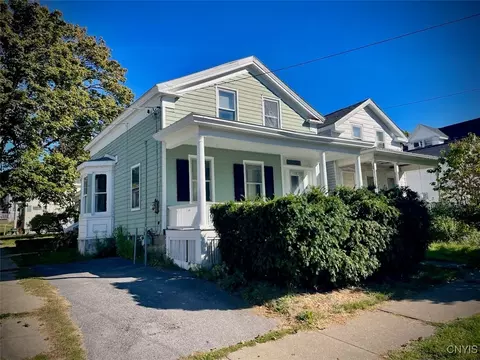 121 W Oneida St, Oswego, NY 13126
