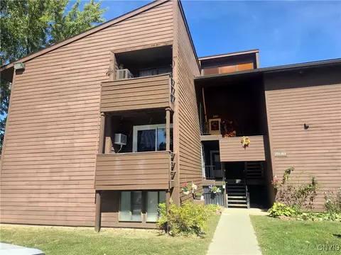 355 Village Blvd N, Van Buren, NY 13027