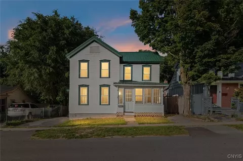 136 Osborne St, Auburn, NY 13021