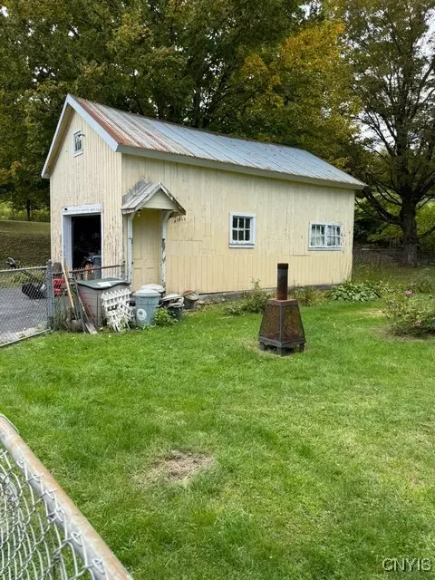 9099 Main St, Annsville, NY 13471 photo 4