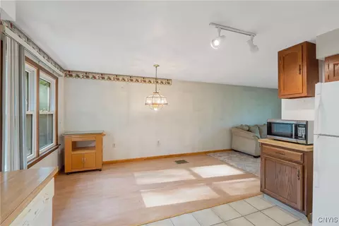 Dining - 160 Dutch Rd, Central Square, NY 13036 photo 1 of 1