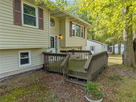 Exterior - 160 Dutch Rd, Central Square, NY 13036 photo 9 of 13