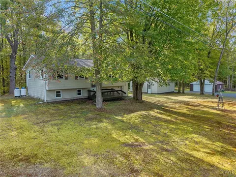 Exterior - 160 Dutch Rd, Central Square, NY 13036 photo 7 of 13