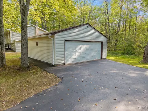 Exterior - 160 Dutch Rd, Central Square, NY 13036 photo 13 of 13
