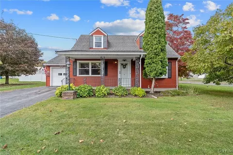 300 Chester Rd, Geddes, NY 13219