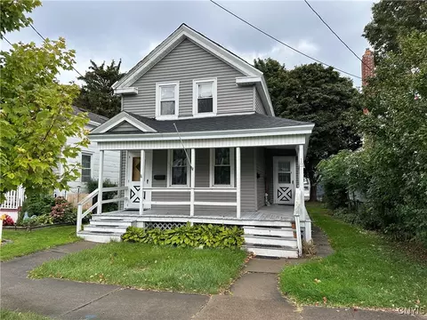 13 E 6th St, Oswego, NY 13126