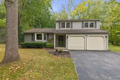 8779 Radburn Dr, Lysander, NY 13027