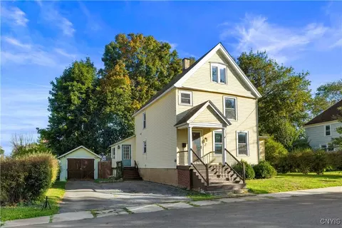 3 Prospect St, Kirkland, NY 13321