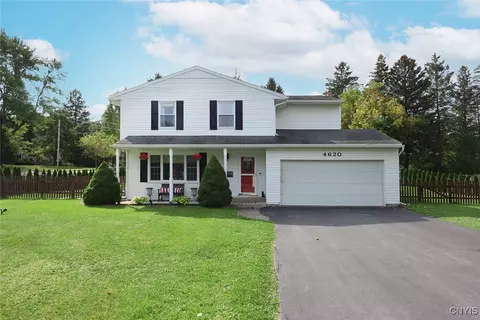 4620 Brookhill Dr S, Manlius, NY 13104
