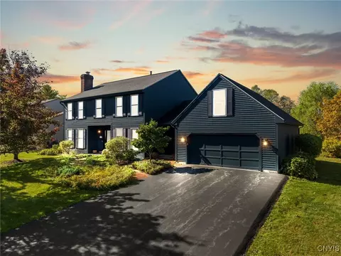 5117 Shiraz Ln, Fayetteville, NY 13066