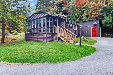 2 Shady Ln, Inlet, NY 13360